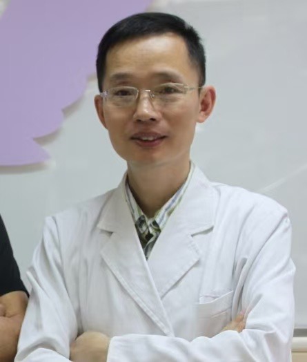 潘医師